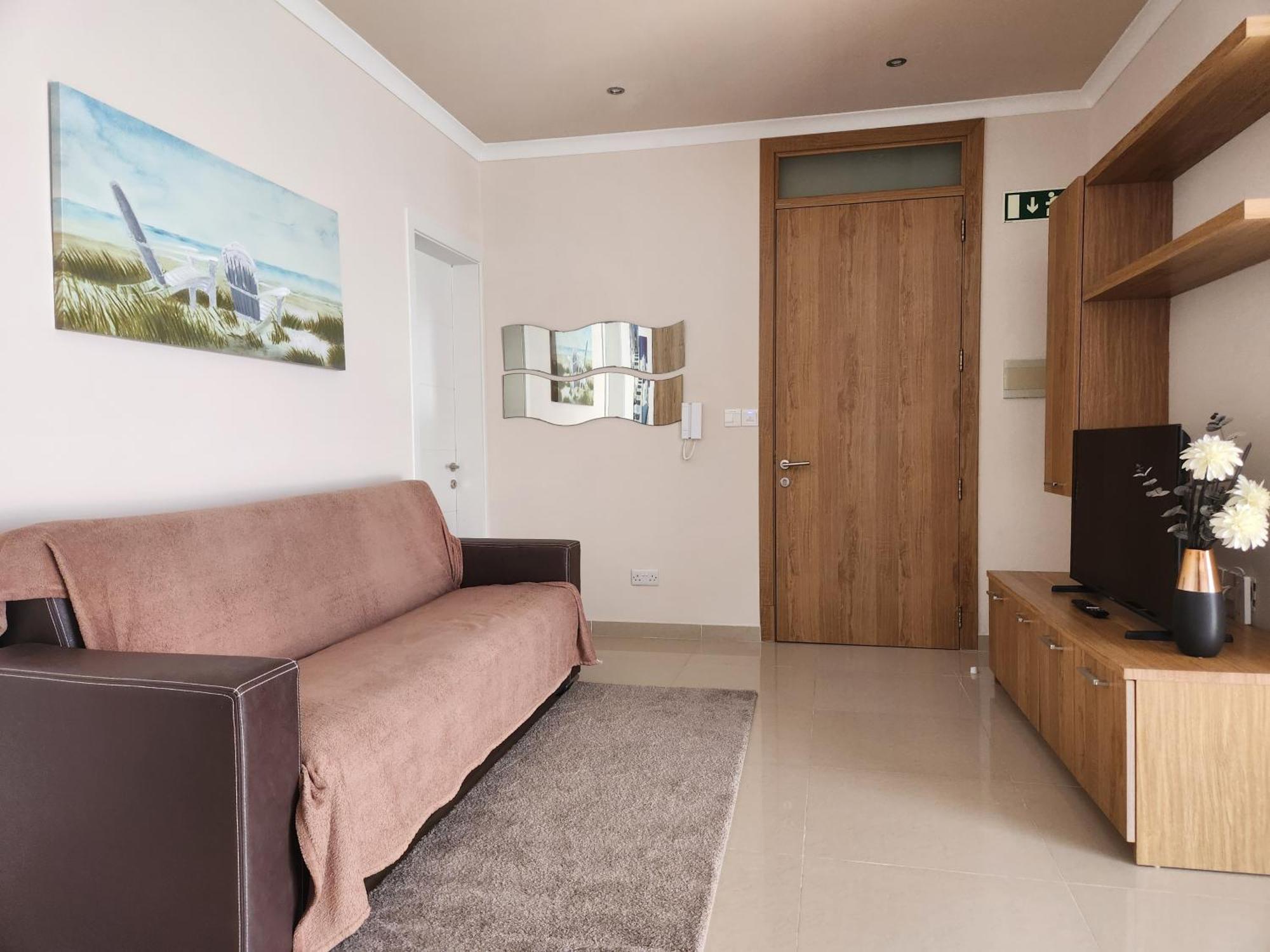 Riviera Holiday Apartments - Seafront - Wifi Марсаскала Стая снимка