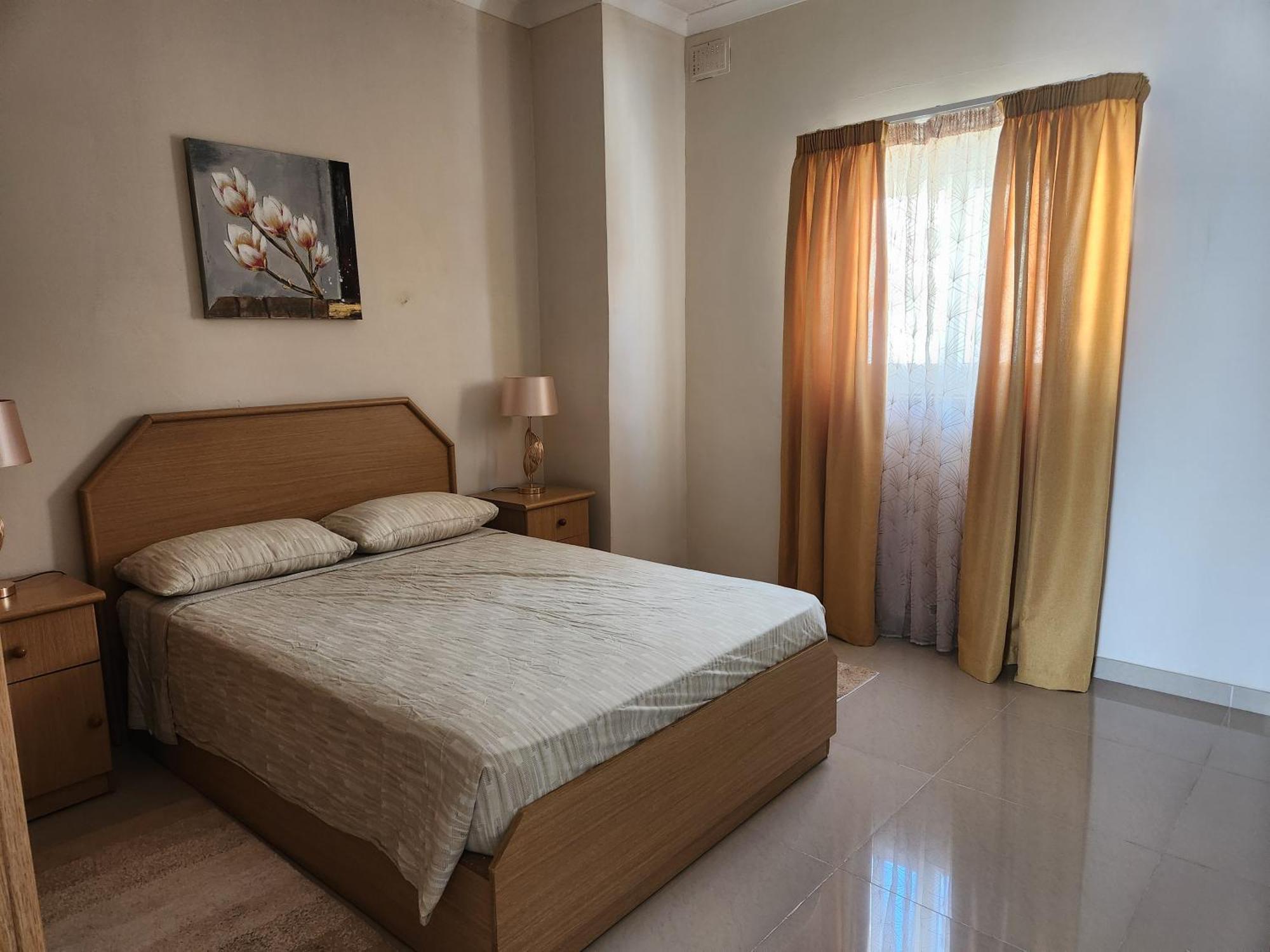 Riviera Holiday Apartments - Seafront - Wifi Марсаскала Стая снимка