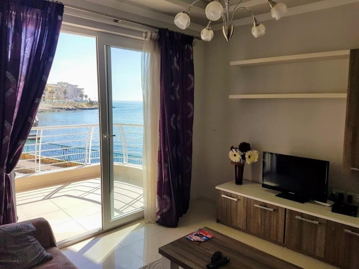 Riviera Holiday Apartments - Seafront - Wifi Марсаскала Стая снимка