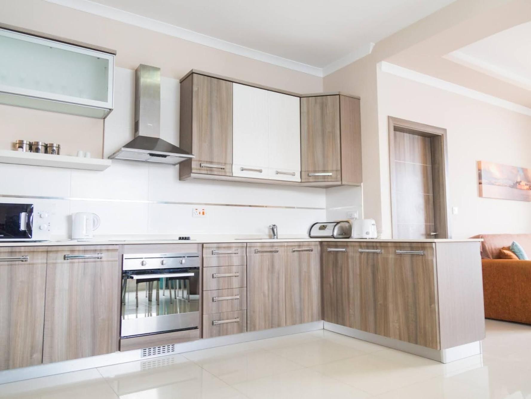 Riviera Holiday Apartments - Seafront - Wifi Марсаскала Стая снимка